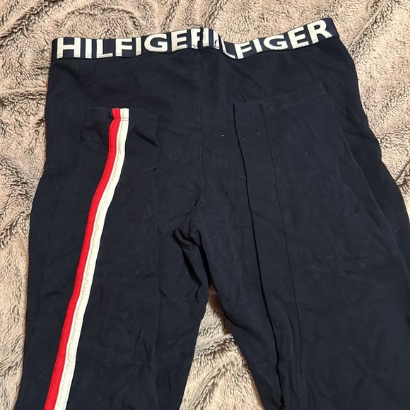 Tommy Hilfiger Leggings with Red and White Stripe - Picture 6 of 6